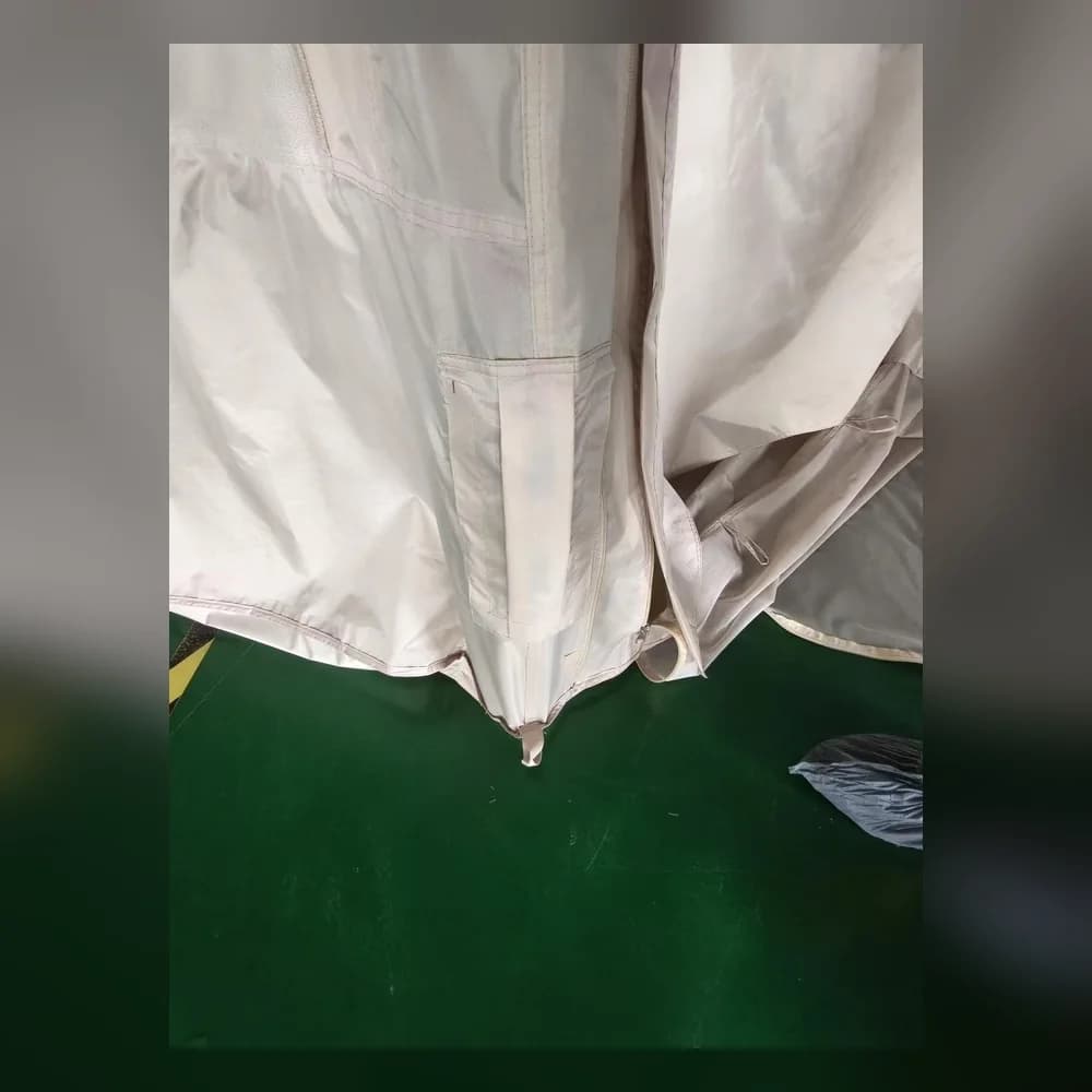 Fabric-join detail